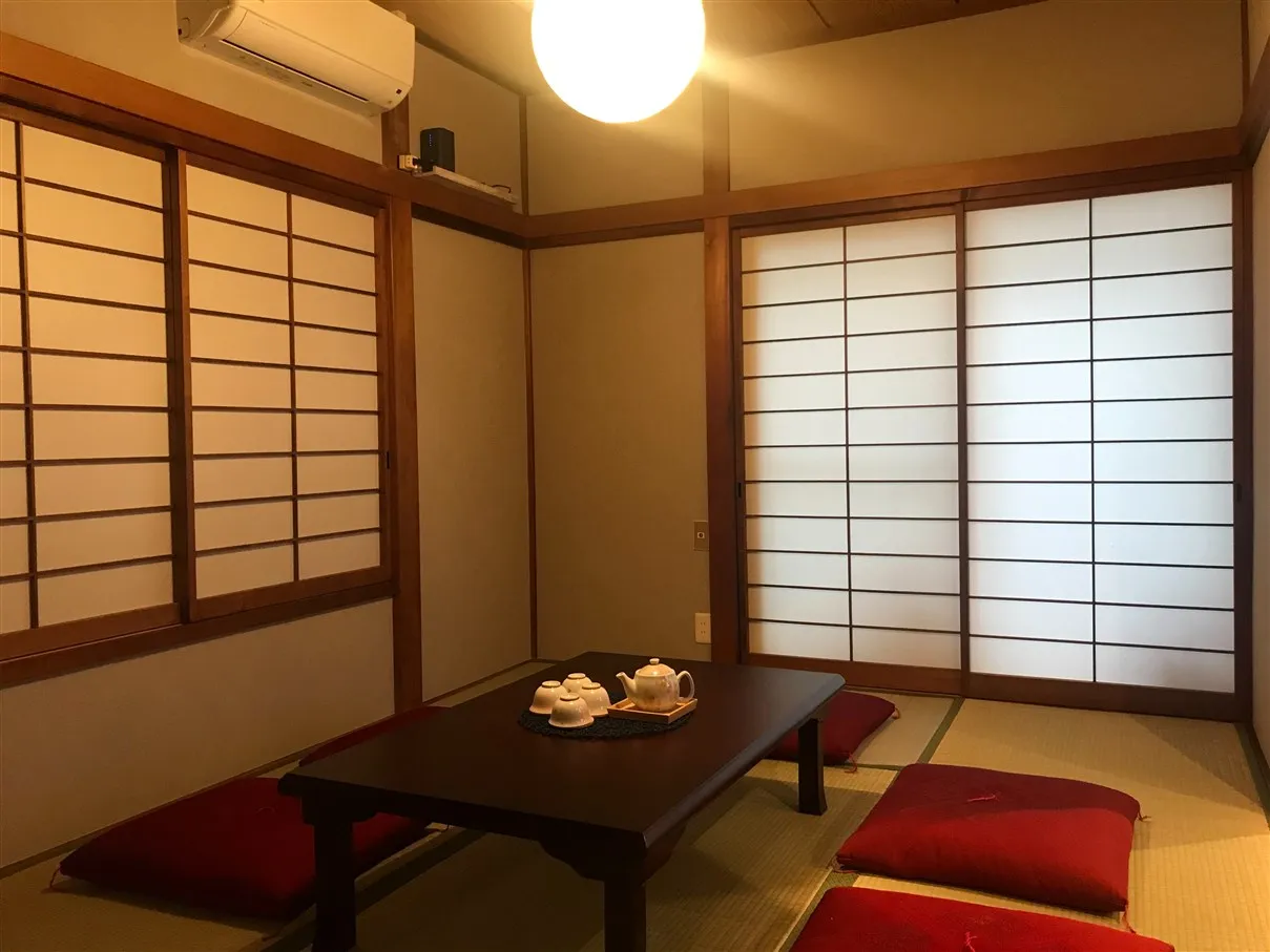 A quiet moment on tatami